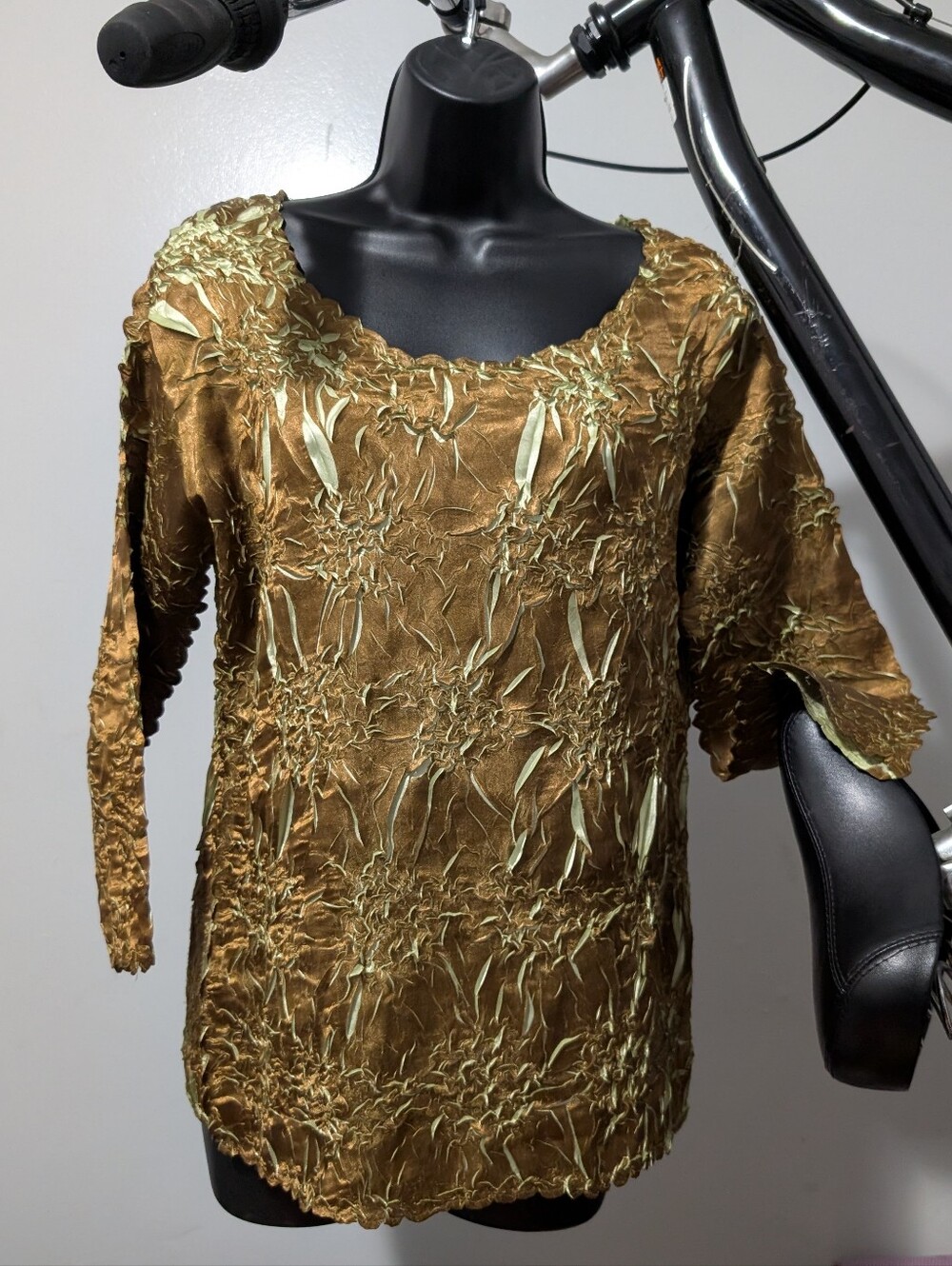 Vintage 2000s Origami Women’s Crushed Satin Textured Scoop Neck Top - Olive Gold